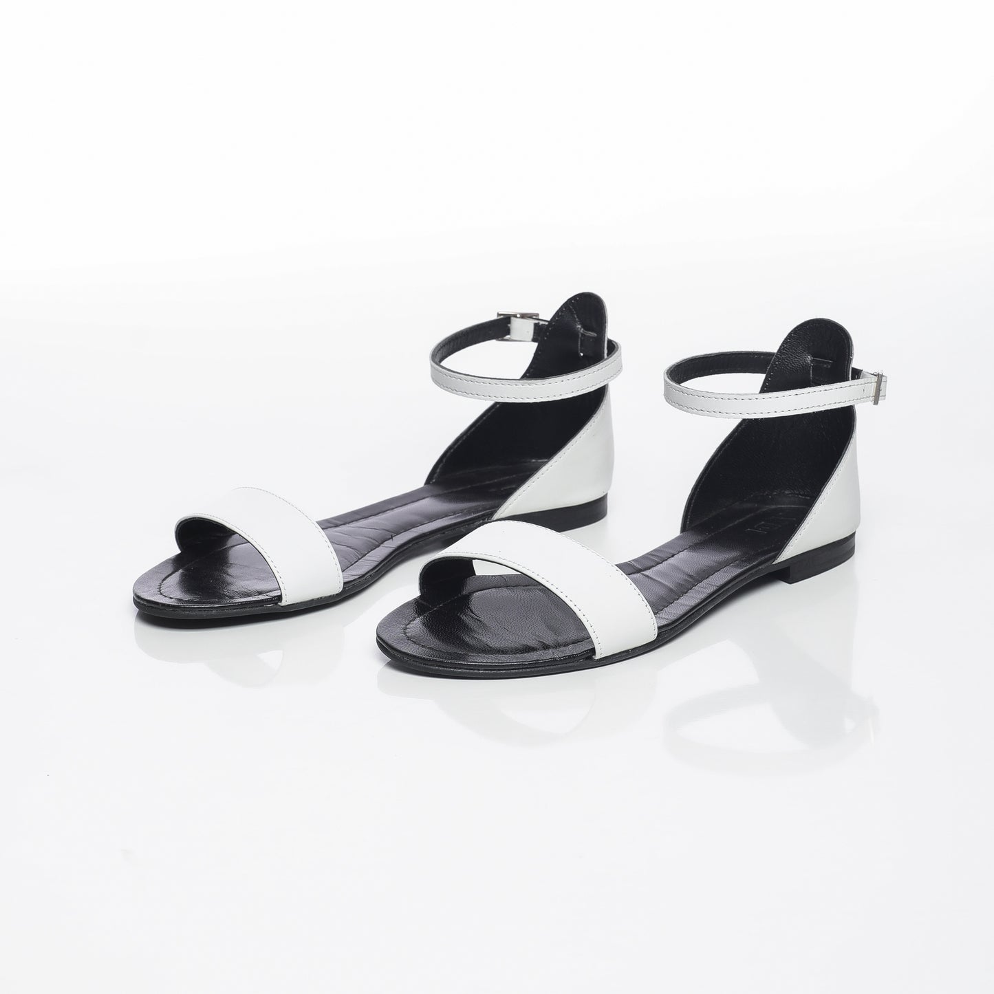 Violette Cuir Blanc