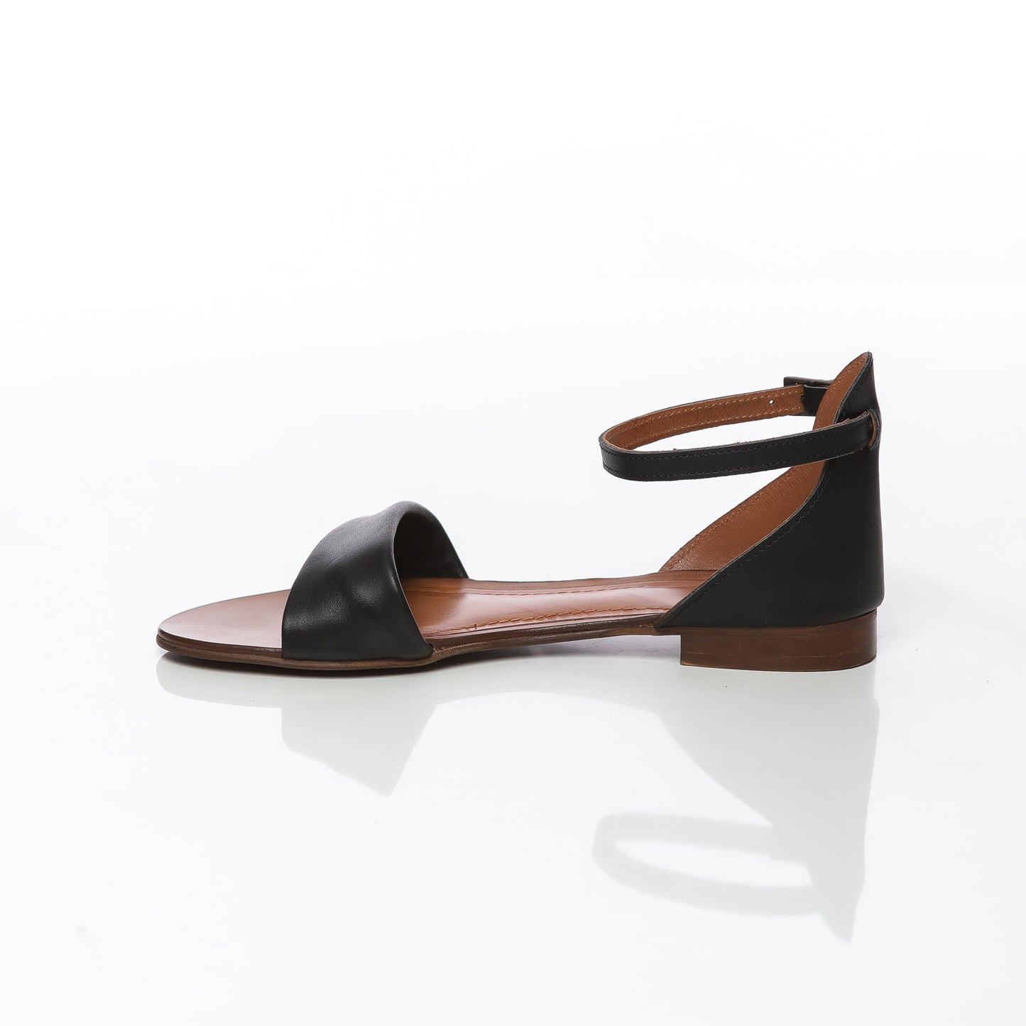 Lavande Cuir Noir+
