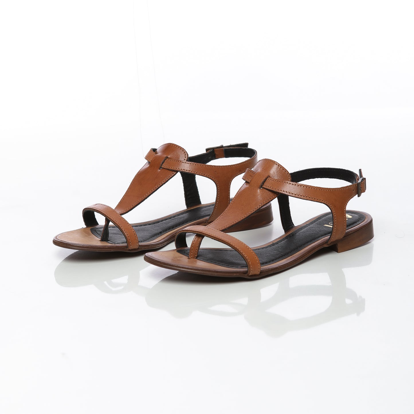 Eleni Cuir Camel