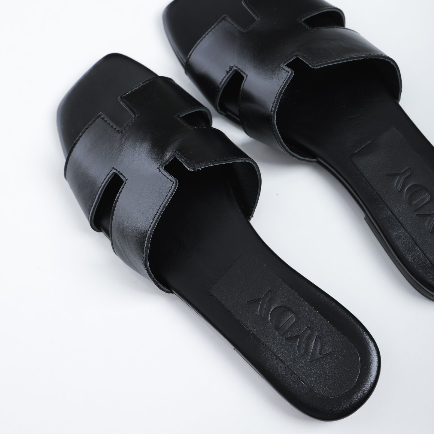 Hermès Cuir Noir