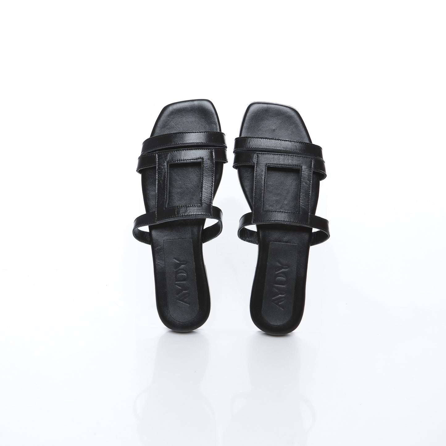 Carino Cuir Noir+