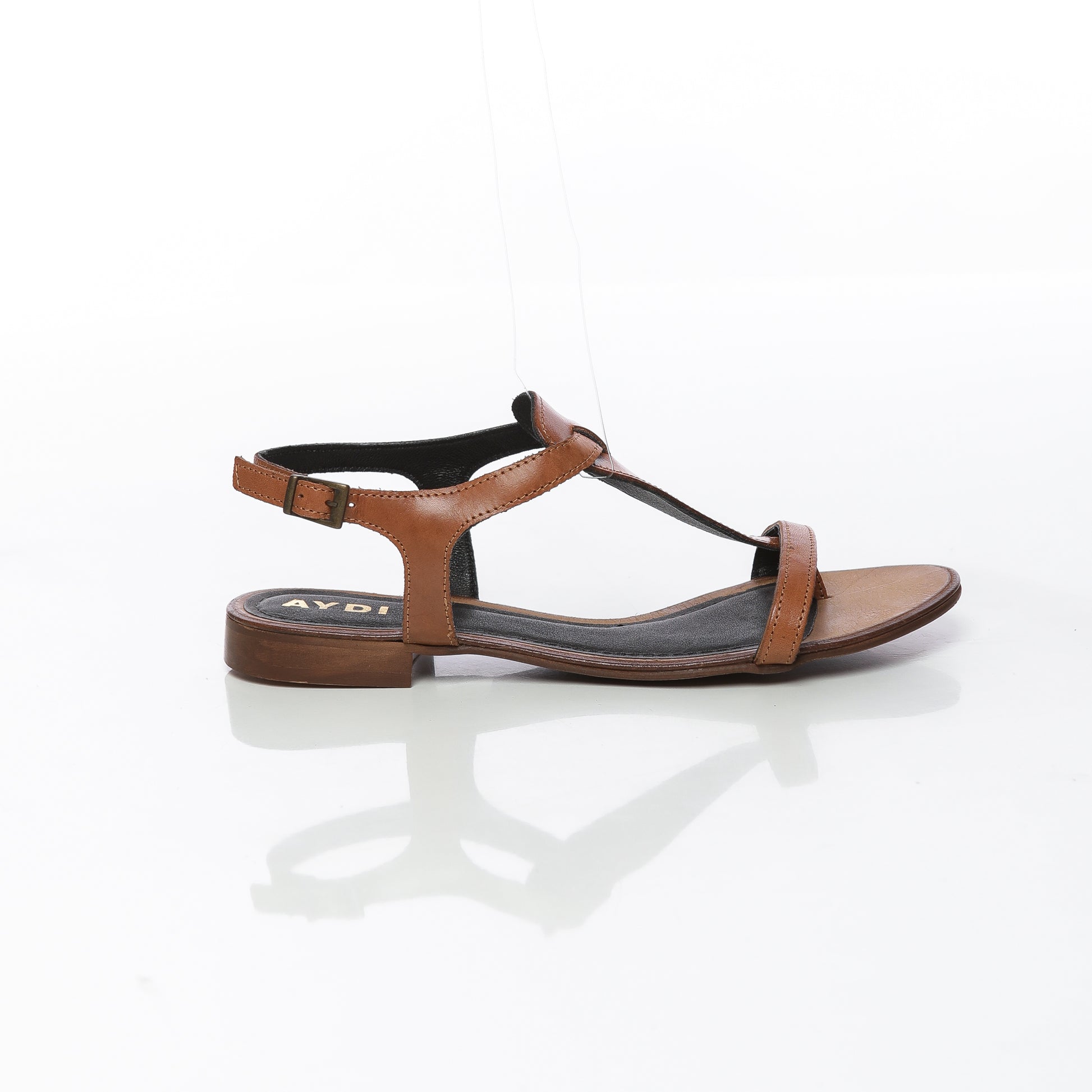 Eleni Cuir Camel