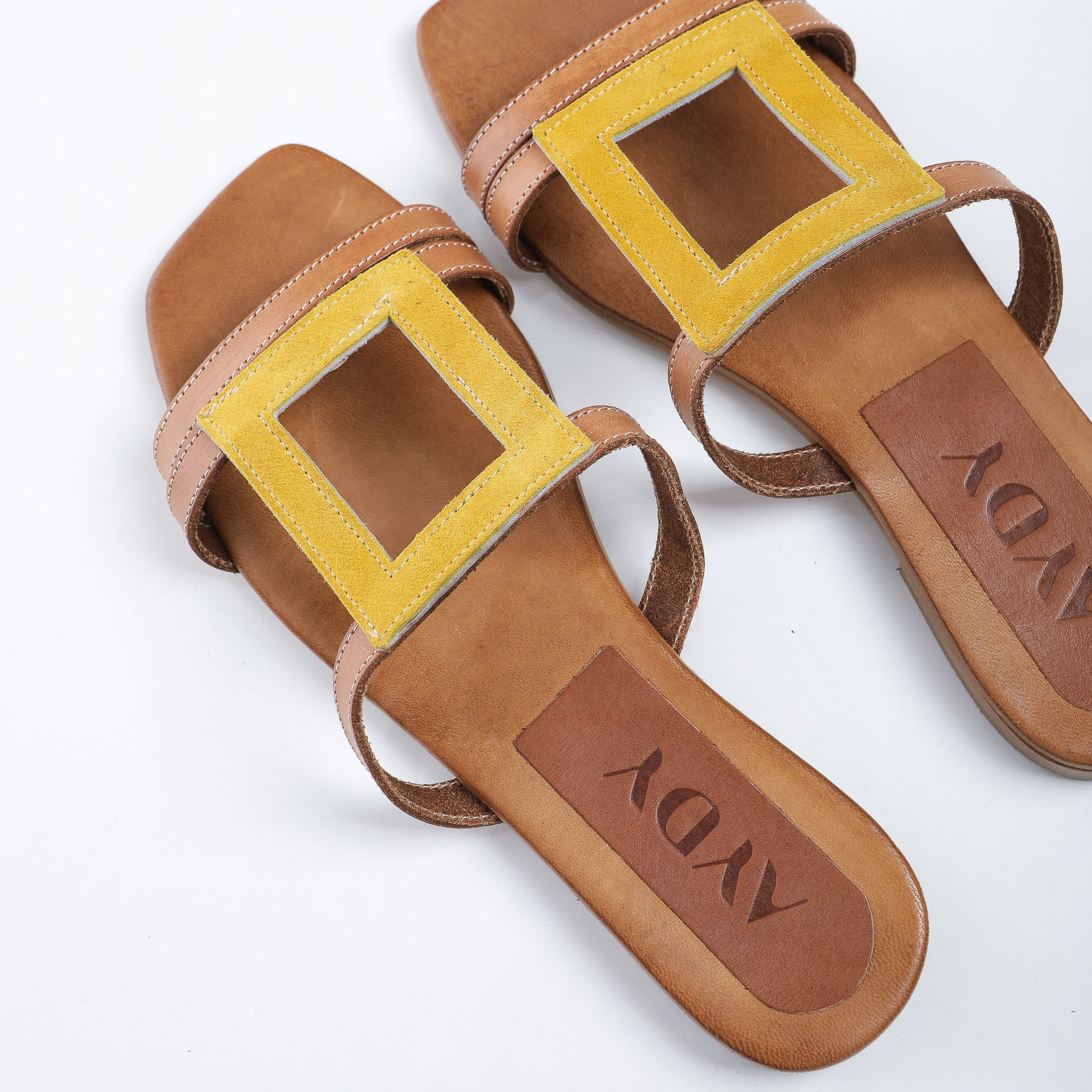 Carino Cuir Camel & Jaune