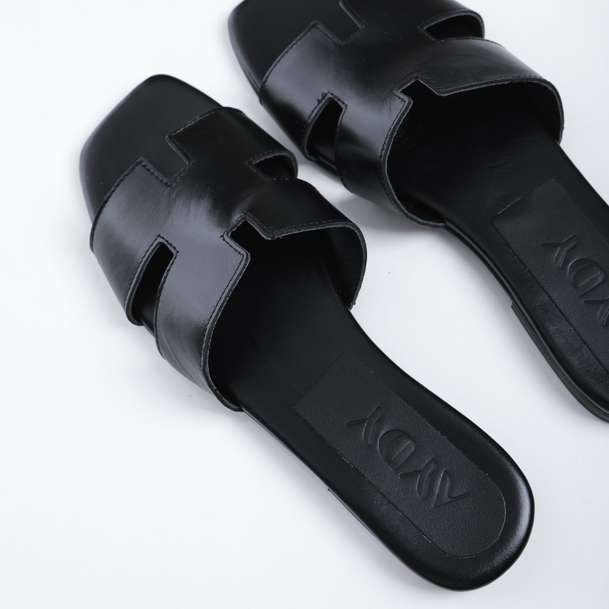 Hermès Cuir Noir