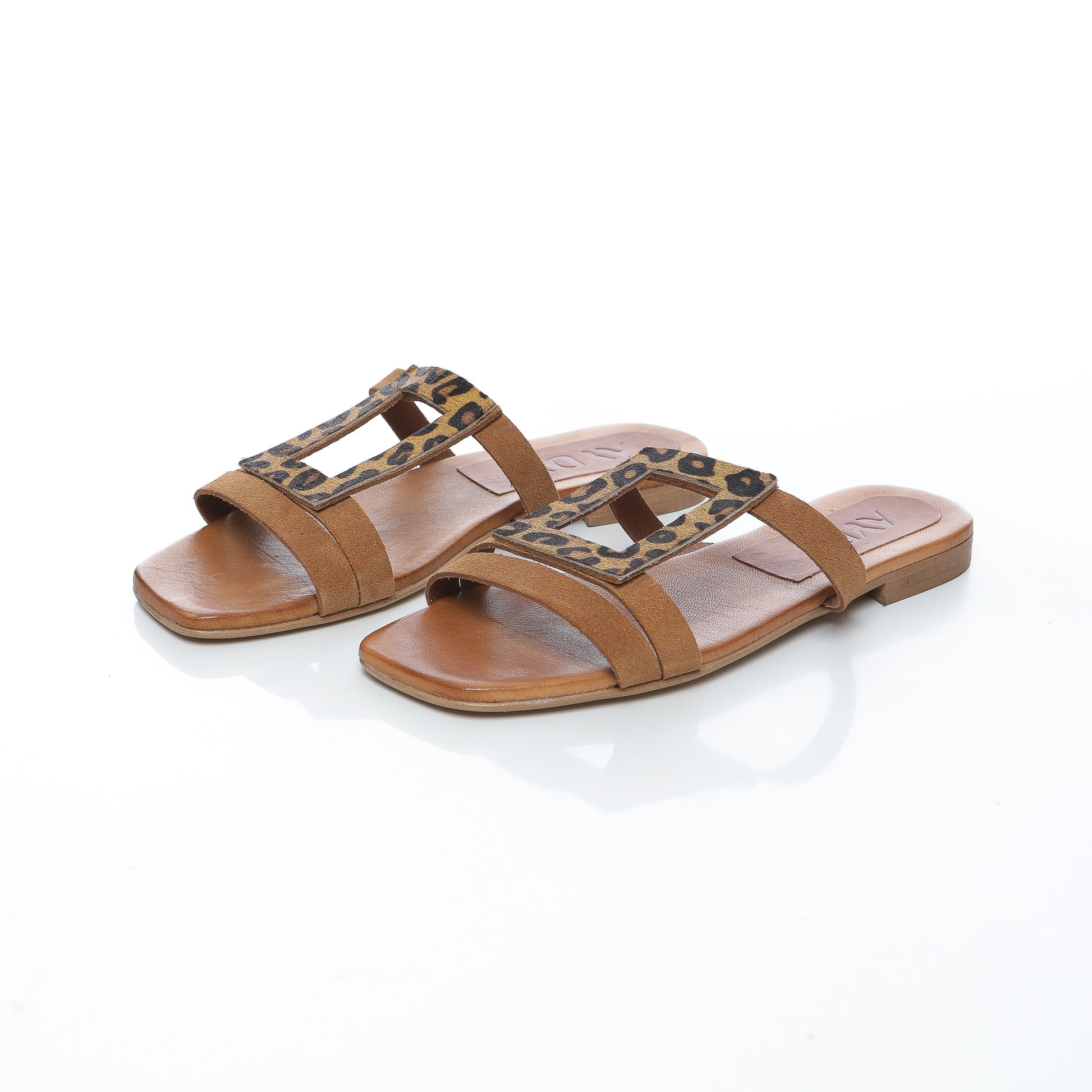 Carino Cuir Camel & Leopard