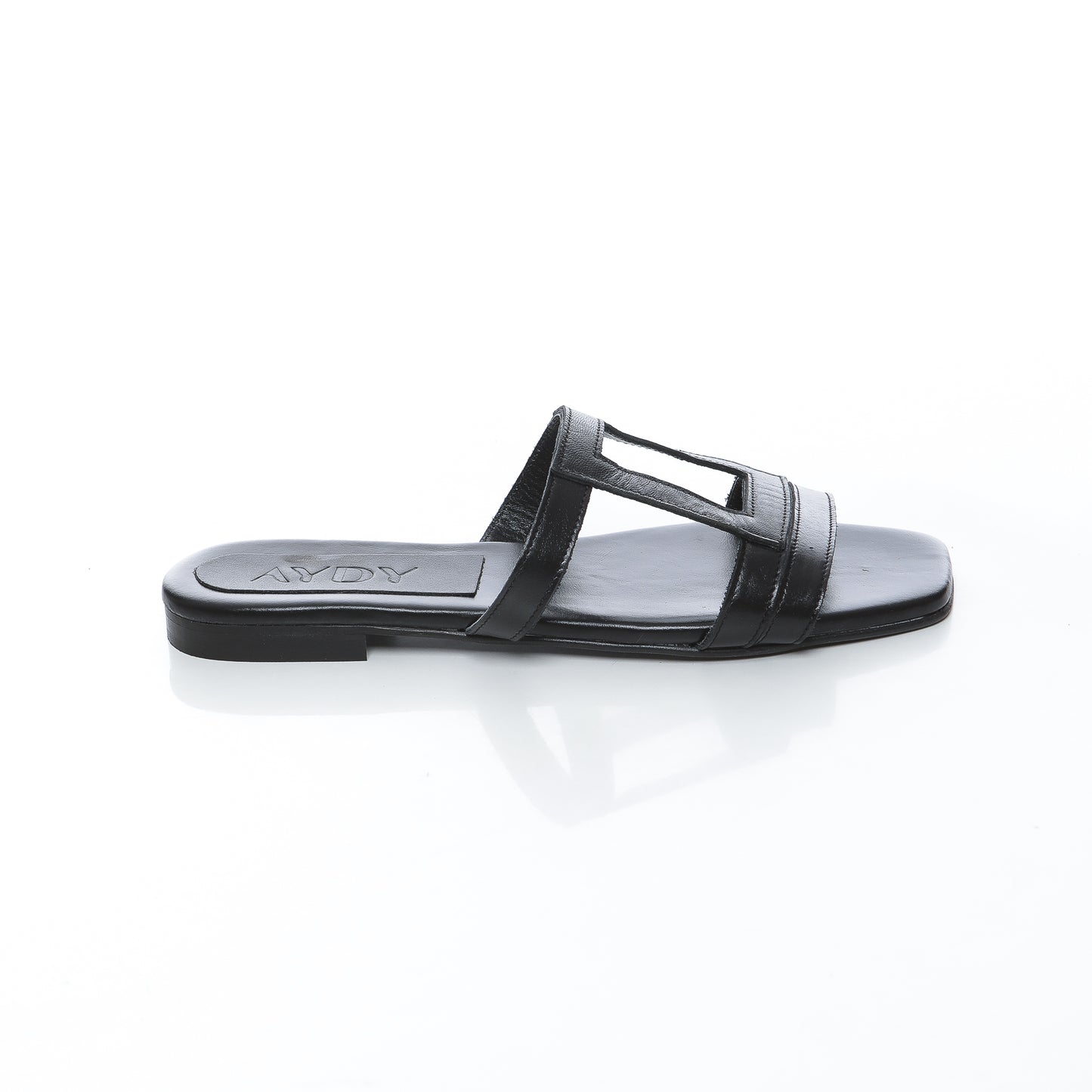 Carino Cuir Noir+