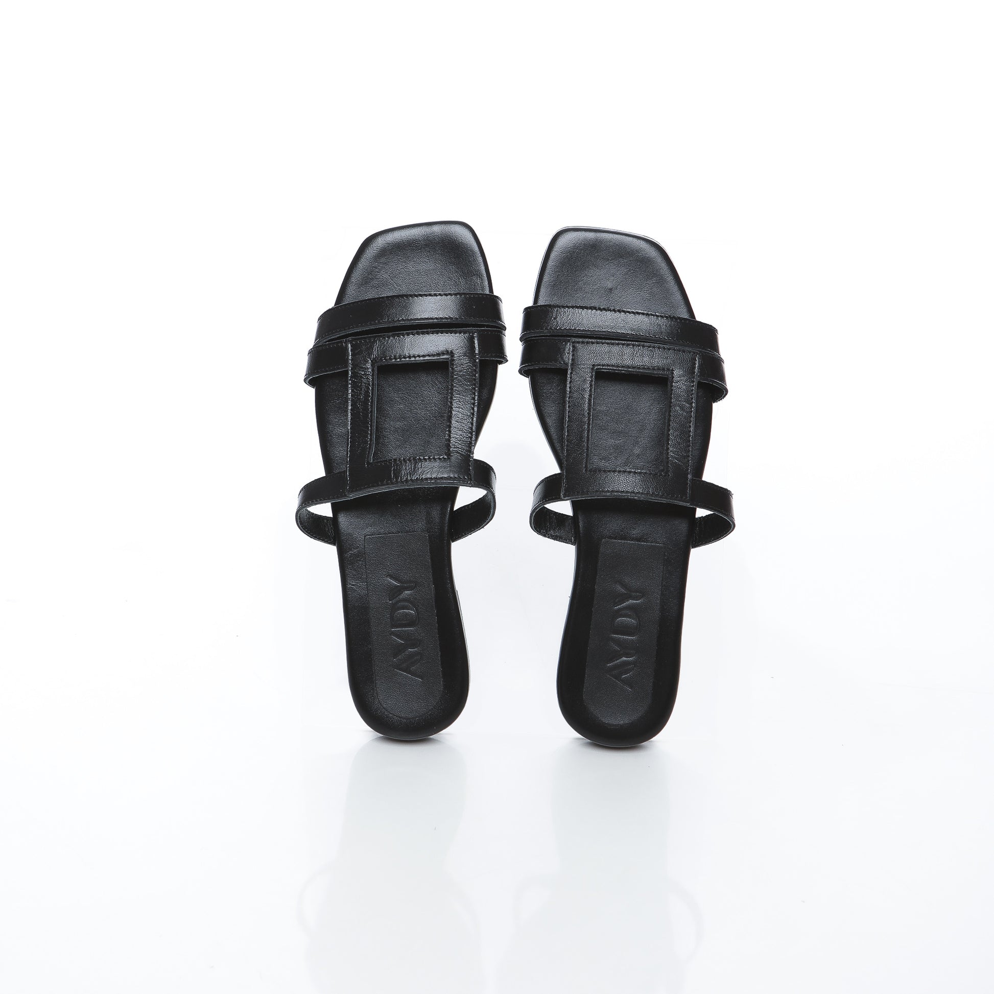 Carino Cuir Noir+